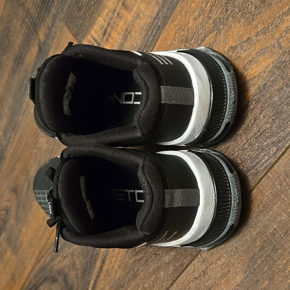 Nike Black Metcon 8, Women's Size 6 - Picture 3 of 7